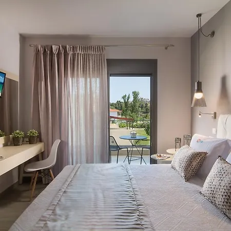 Paradise Maisonettes *