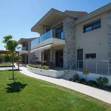 Paradise Maisonettes * نيوس مارماراس