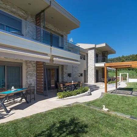 Paradise Maisonettes شقة نيوس مارماراس