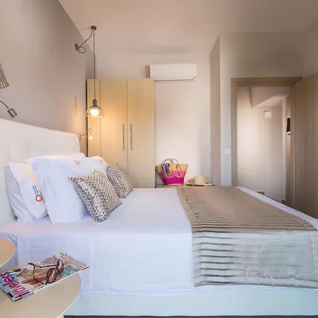 Paradise Maisonettes * Neos Marmaras