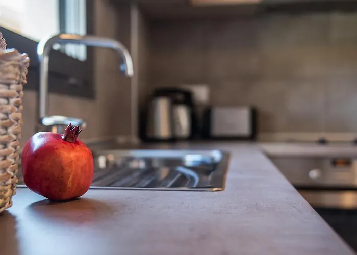 Paradise Maisonettes *